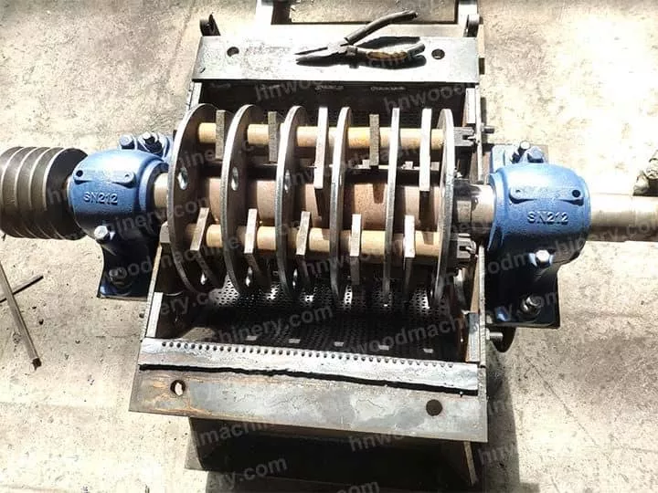 Hammer wood crusher‘s structure