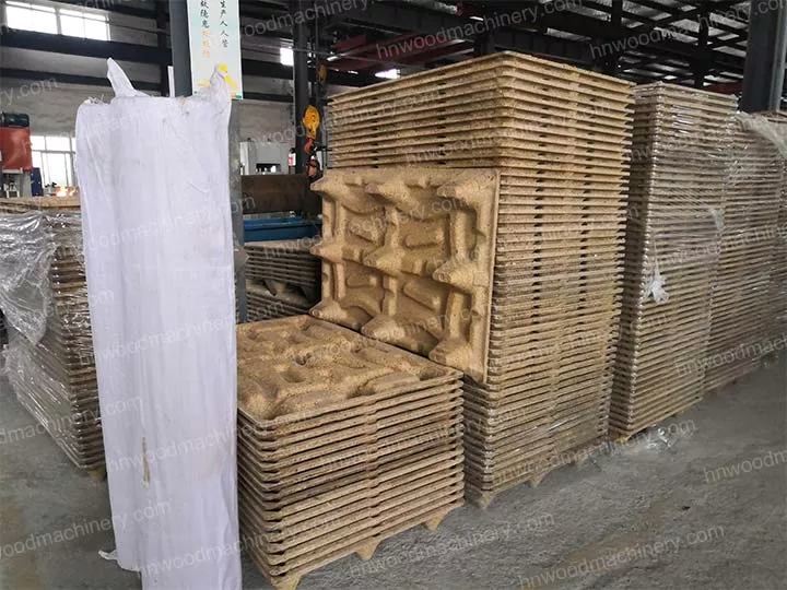 Wood pallets